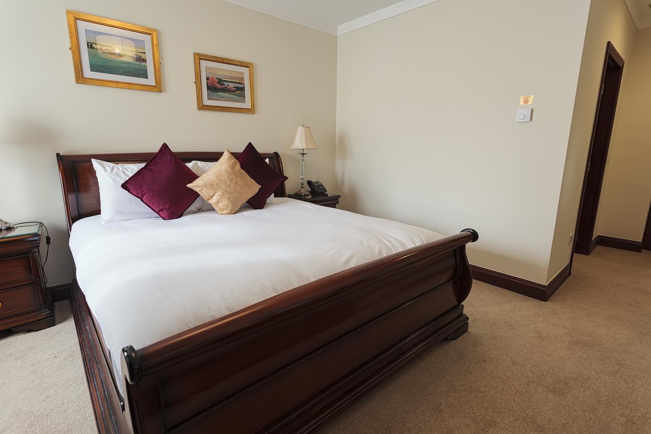 Chester Beatty Inn Ashford Dış mekan fotoğraf